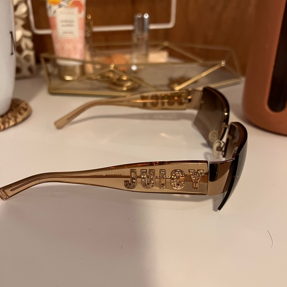 Authentic 00’s Juicy Couture Sunglasses